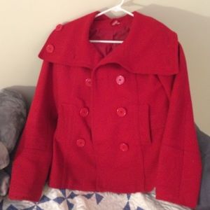 ⭐️ DONATING SOON! H&M Bright Red Peacoat