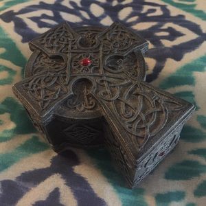 Never used Cross Box
