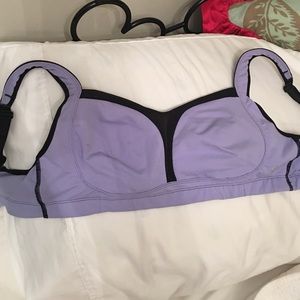 Lulu lemon sports bra