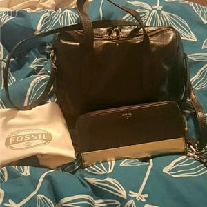 *reserved* Fossil purse and matching wallet
