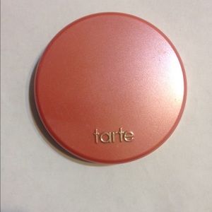 Tarte blush