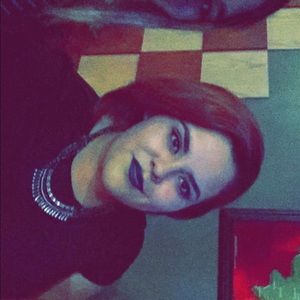 Meet your Posher, Mayra