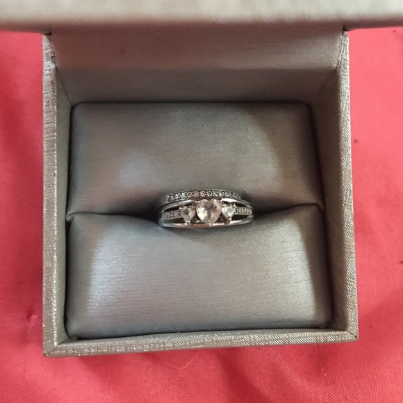 White topaz and diamond accent heart shape ring 7