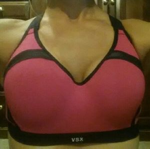 NWOT Vsx sports bra
