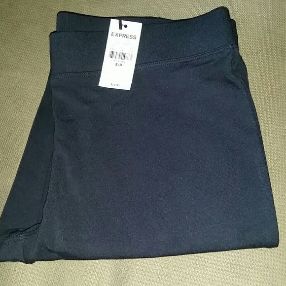 Black leggings