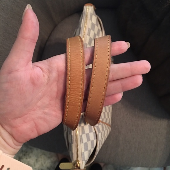 Authentic Louis Vuitton Totally PM - Picture 3 of 4