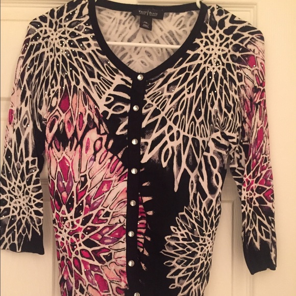 White House black market cardigan