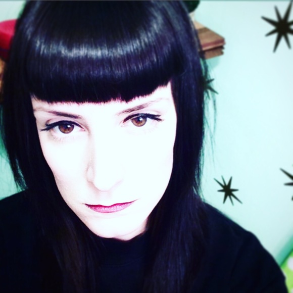 ◾Hello, welcome to my closet! - Picture 3 of 7