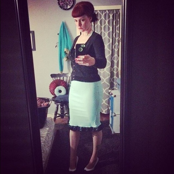 ◾Hello, welcome to my closet! - Picture 7 of 7