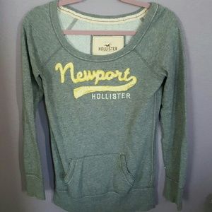 🚫SOLD🚫 Hollister sweater!