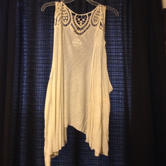 Sleeveless cartigan