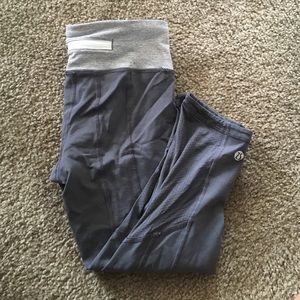 Rare gray lulu crop leggings