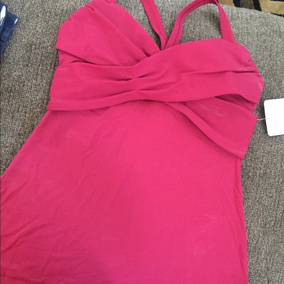 NWT Lululemon tank!