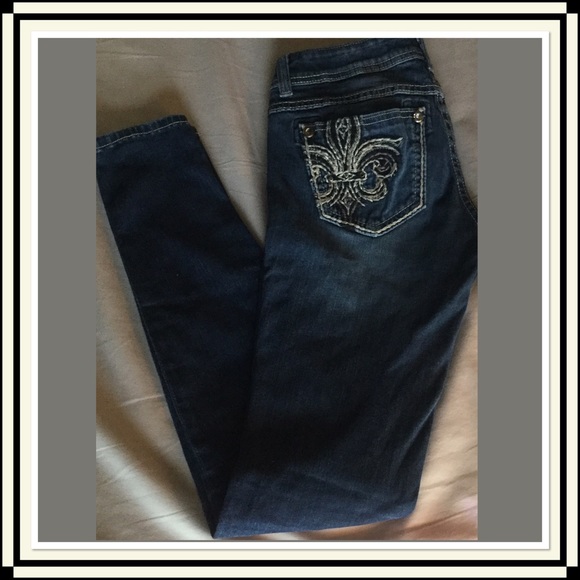 ๐บHP๐บ Miss Me Skinny Jeans - Picture 2 of 4