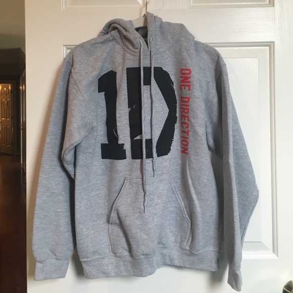 One Direction sweatshirt!