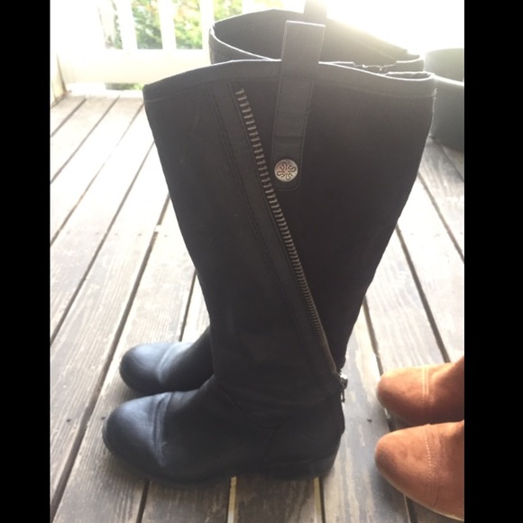 Simply Vera Wang Black Riding Boots