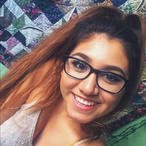 Meet your Posher, Allison