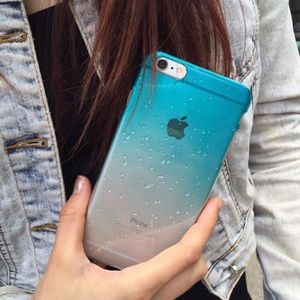 🎉HOST PICK!🎉🌦Blue Raindrops 6/6s & Plus Cases🌦