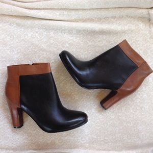 Gorgeous Sam Edelman booties!!