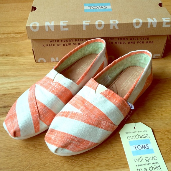 Coral and white striped Toms