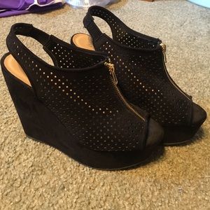 SODA Wedges size 9