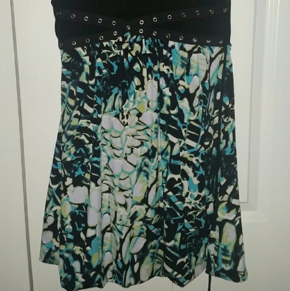 Spring dress - Picture 2 of 3