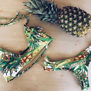 Midori Signature Pineapple Croatia Top