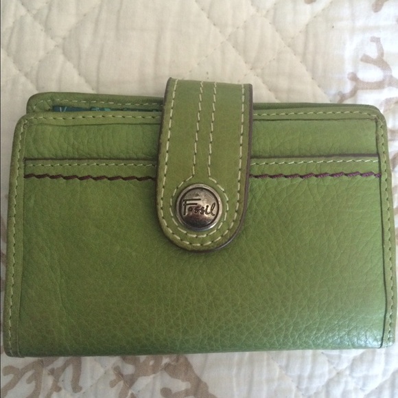 Green Leather Fossil Wallet