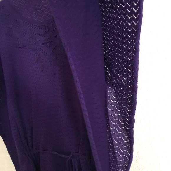 Beautiful Bat-sleeve top - Picture 3 of 4