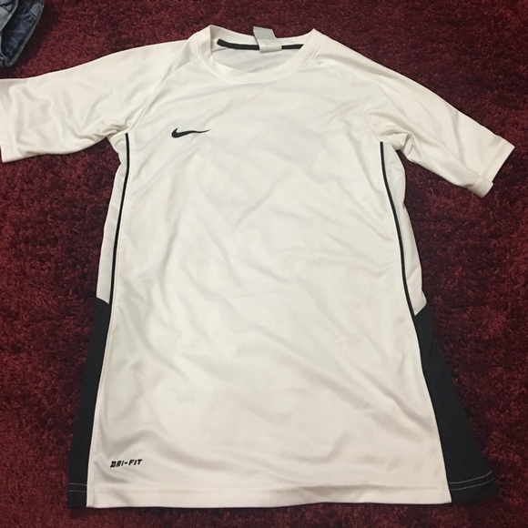 Nike fitted dri-fit