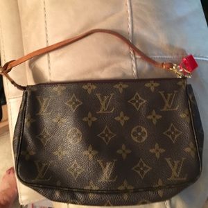 Louis Vuitton Wristlet