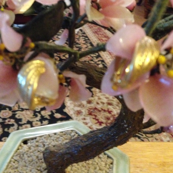 Vintage clip on earring - Picture 1 of 3