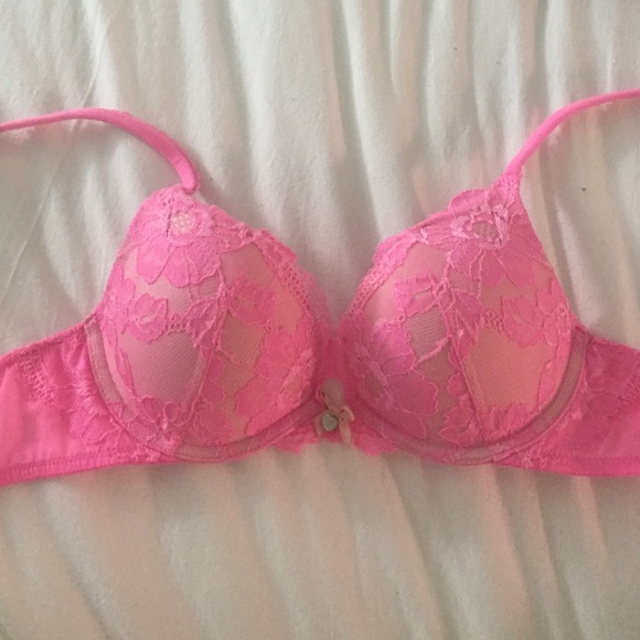 Victoria secret bra 34b