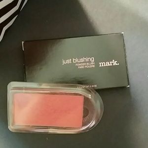 NWT Avon-Mark Snap To It-Just Blushing Powde Blush