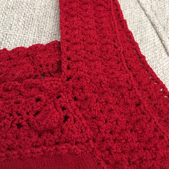 ❌donated Red tank top - Picture 2 of 2