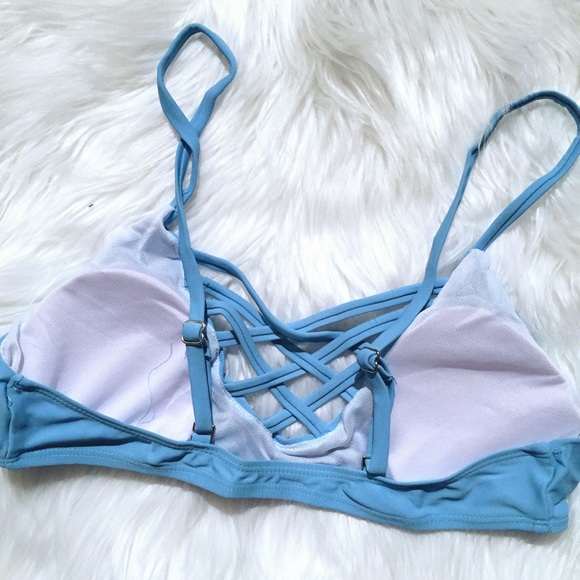 Light Blue and Snakeskin NWOT Bikini Set - Picture 4 of 4