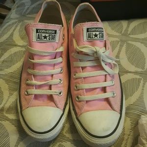 Slightly worn women's size 9 converse