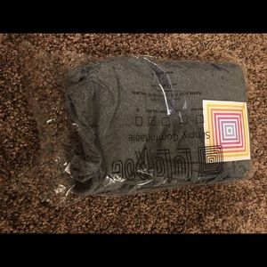 Lularoe Heather grey OS NwT!