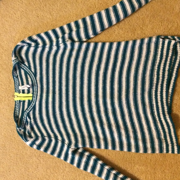 Aeropostale sweater