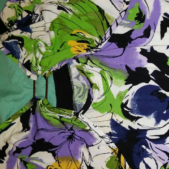 Shirt - Picture 2 of 2