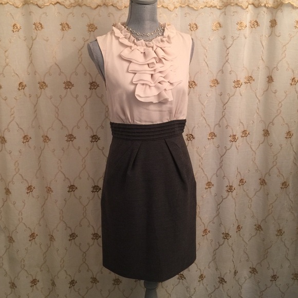 💥1 Day Sale💥 Max & Cleo Dress BCBG Ruffled Top