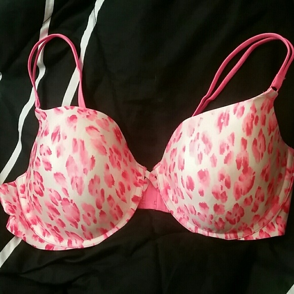 Victoria's Secret Other - VS Demi Pink flower petals.