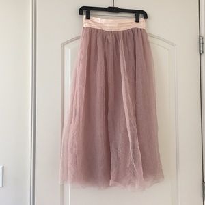 Rose colored tool skirt
