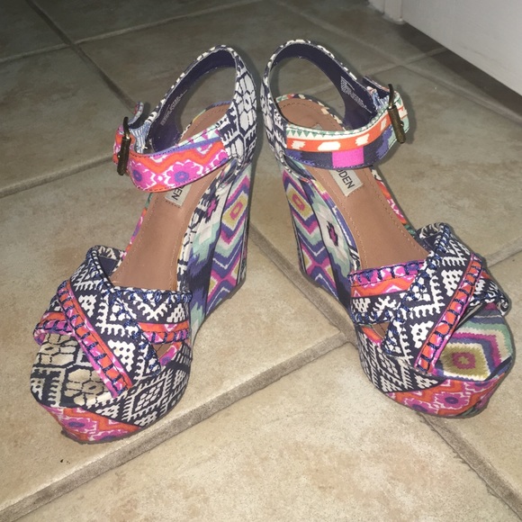 Steve Madden wedges