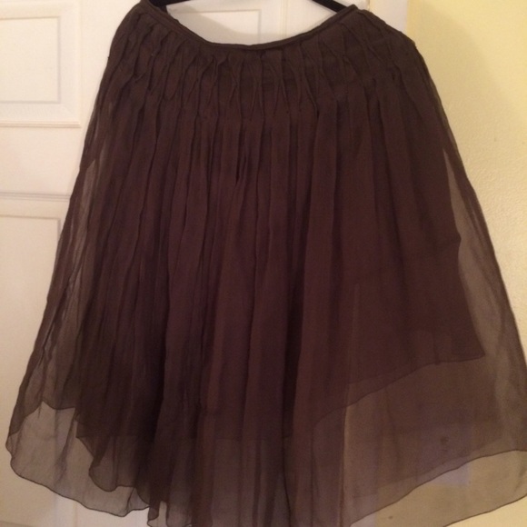 Max studio 100% silk skirt, Size 8/ Firm Price - Picture 1 of 4