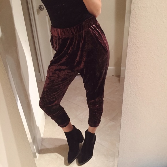 urban outfitters velvet pants