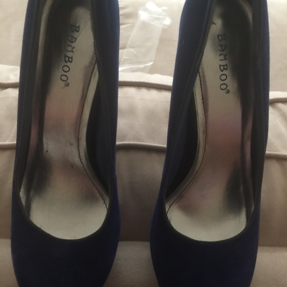 Heels - Picture 2 of 3