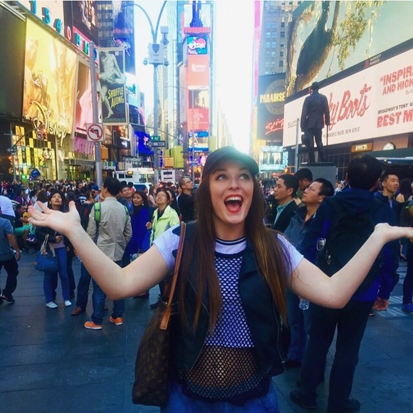 Meet your Posher, Heather - Picture 4 of 4