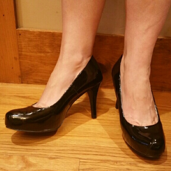 Adorable little black heels