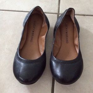 Lucky Brand flat shoes size 5